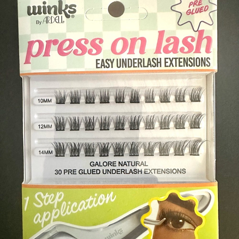 Brand new false eye lashes